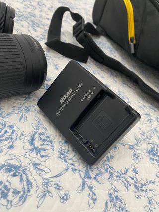 Se vende cámara nikon D3300