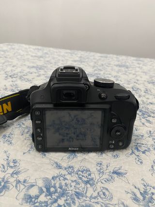 Se vende cámara nikon D3300