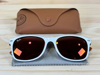 Ray-Ban New Wayfarer White Frame Red Mirrored Lens