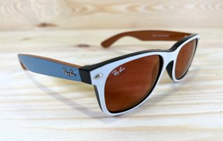Ray-Ban New Wayfarer White Frame Red Mirrored Lens