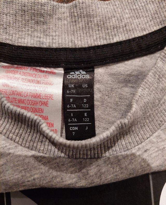 4 camisetas manga corta 6-7 años