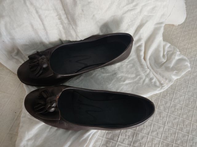 Bailarinas piel marrón . Pitillos