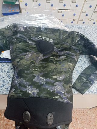 traje de pesca submarina oferta