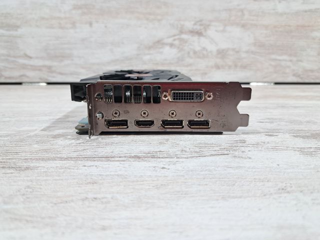 Nvidia GTX 960 OC 2GB DDR5 (ASUS STRIX)