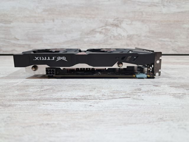 Nvidia GTX 960 OC 2GB DDR5 (ASUS STRIX)