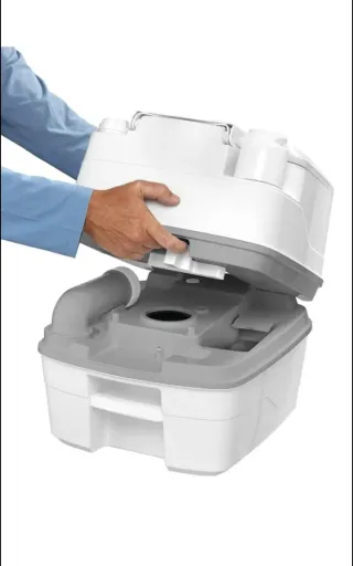 WC portátil Porta Potti 145 + líquidos.