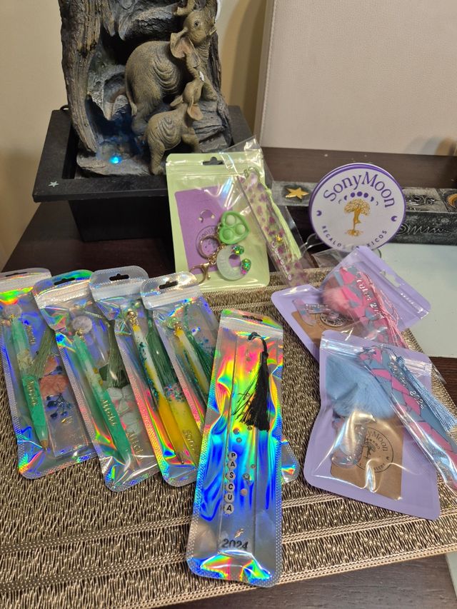 regalos bolígrafo-marcapaginas-llavero