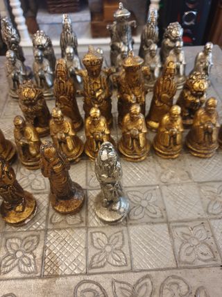 tablero y figuras ajedrez