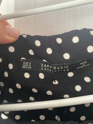 Pantalón fluido de topos Zara