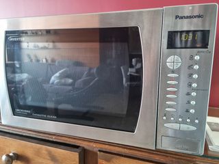 Microondas Panasonic NN-CT776SEPG
