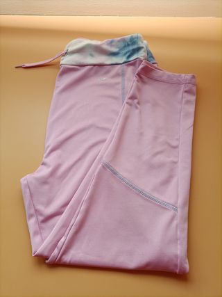 conjunto de mayas camiseta y chaqueta