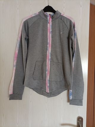 conjunto de mayas camiseta y chaqueta