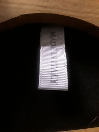 chaqueta NUEVA  ovelis con brillantitos  flecos,