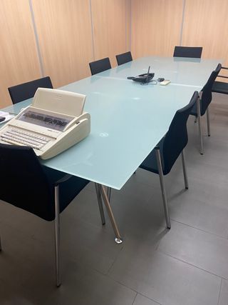 Mesa ARTITEK Cristal traslúcido