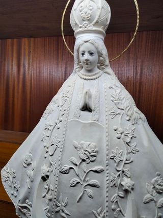 imagen Virgen del lledo escayola 50 cm