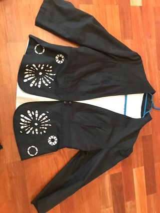 Traje de falda. Conjunto de mujer