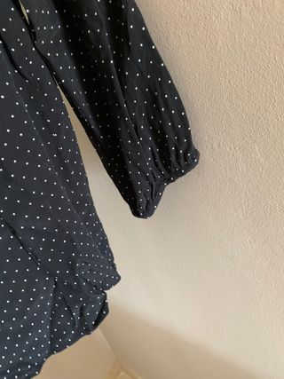 Camisa negra de lunares blancos, Mango, t.S