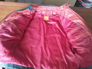 dos abrigos cortos de zorros talla como L 