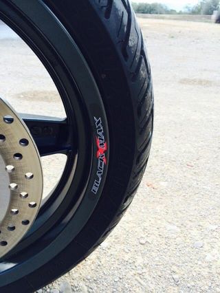 Motocicleta Yamaha Xmax 125cc. Black Xmax.Año 2010