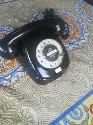 Telefono antiguo