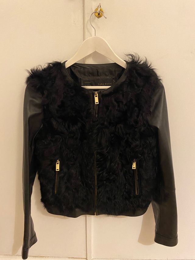 Cazadora de piel con pelo Zara