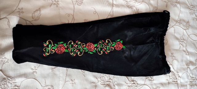 pantalón contrabandista bordado muy poco uso