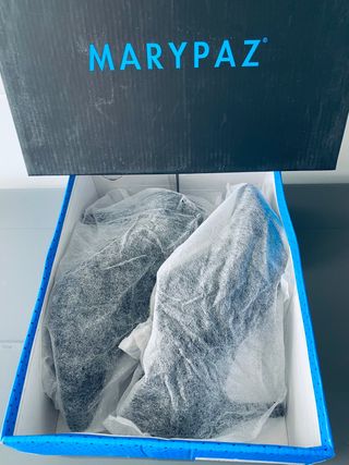 Zapatos abotinados de tacón