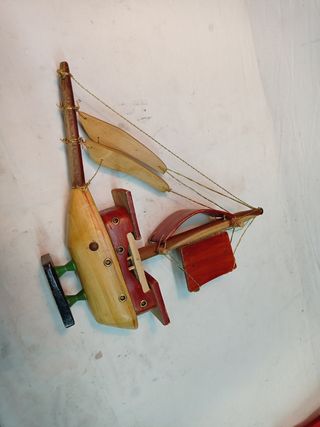 galeone in legno fatto a mano