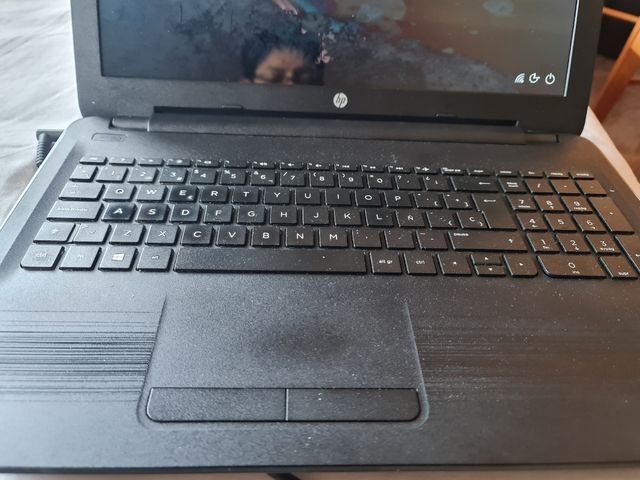 NOTEBOOK HP PORTATILE 15-BA010NS