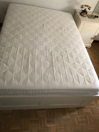 Cama doble BRIMNES de Ikea