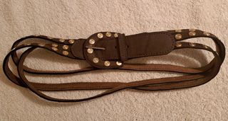 cinturon italiano, de cuero. 