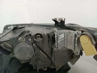 Faro derecho Golf VII