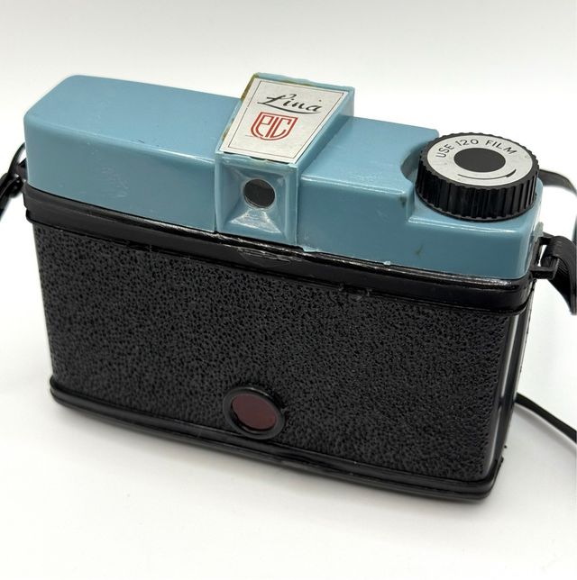 Cámara DIANA LINA con su caja original