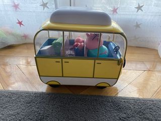 PEPPA PIG AUTOCARAVANA BANDAI