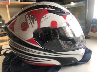 Casco AGV K-4 Evo ed. limitada firmado por pilotos