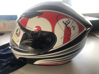 Casco AGV K-4 Evo ed. limitada firmado por pilotos