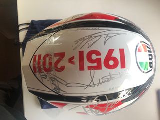 Casco AGV K-4 Evo ed. limitada firmado por pilotos