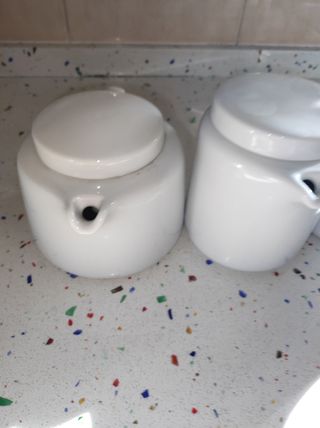 teteras o lecheras,etc.porcelana.hosteleria,retro,