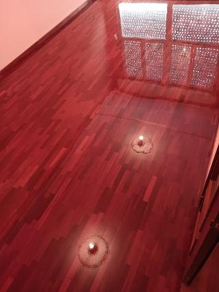 ACUCHILLADO Y BARNIZADO