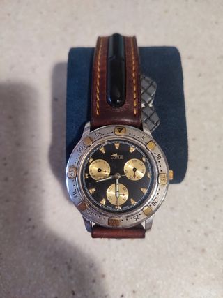 Reloj Lotus