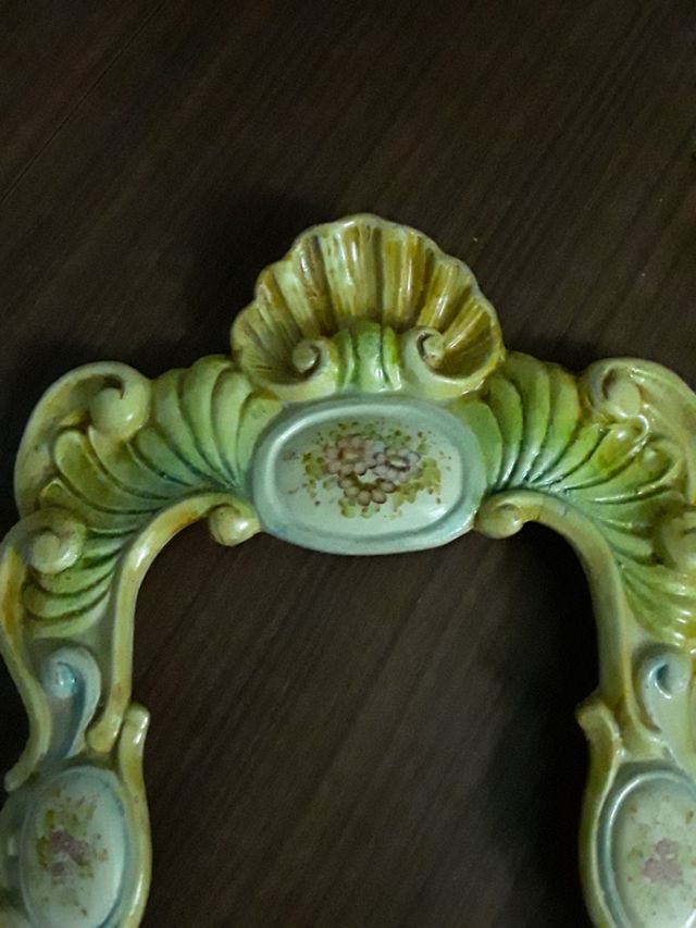 MARCO DE PORCELANA VILERA MANISES.