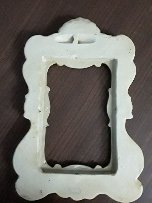 MARCO DE PORCELANA VILERA MANISES.