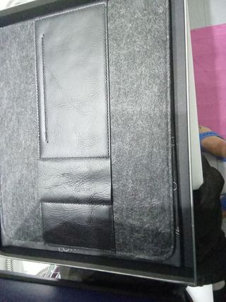 funda para iPad Megagear de 14 pulgadas