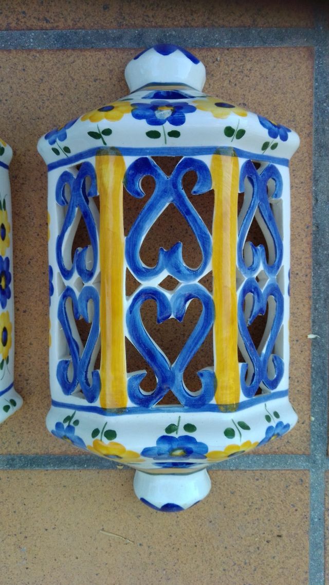 APLIQUES DE PARED CERÁMICA