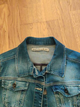 Cazadora vaquera Stradivarius