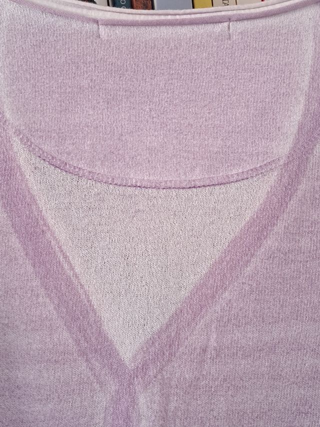 simpatico golfino Patchwork lilla con stampa parti