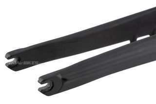 Horquilla Comas carbono tapered 26"