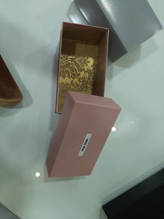 estuche gafas sol miu miu