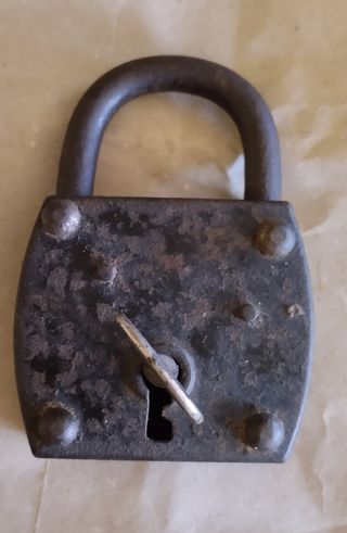 Candado antiguo
