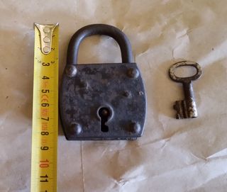 Candado antiguo